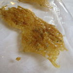 ウシマル - しらすの煎餅1