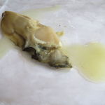 ウシマル - 作田産の岩牡蠣(全長18.5cm×高さ11cm！)5