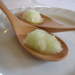 ウシマル - 口直し：山椒の葉のソルベ1