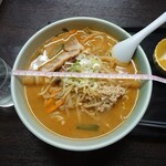 新ちゃんラーメン - スタミナラーメン_820円　丼の直径21.5cm