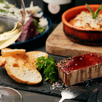 自家製レバープリン 〜赤ワインとイチジクのソース〜