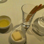 フランス料理　ボナキュー - 130515長野　ボナキュー　スティックはパン