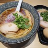 地鶏と金目鯛 中華そば 鶯