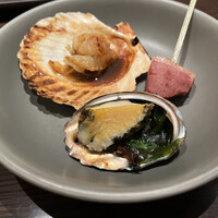 ブッフェアンドカフェ スロープサイドダイナー ザクロ - 鉄板焼　ホタテ 、鮑、合鴨