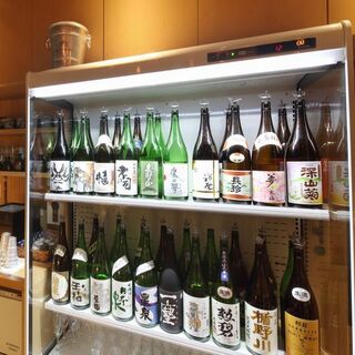 平日限定・時間限定、プレミアムな日本酒もセラーに入ってます！