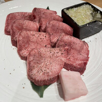 北新地 肉料理 名門 - 