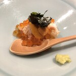 鮨し人 - 桜鱒と雲丹と蟹といくらの小丼