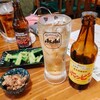 大衆酒場 ゑびす - 白ホッピー・黒ホッピー・温かい軟骨の唐揚げ(突き出し)