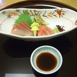 日本料理　呉濤 - お造り ( はまち、マグロ )