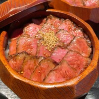 最飛び飛騨牛 しゃぶすき家 馬喰一代 名古屋WEST - 限定5食  特選馬喰ひつまぶし御膳 4818円
                    （一品、自家製豆腐、サラダ、飛騨牛ひつまぶし、香の物、味噌汁、デザート）