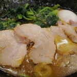 ラーメン 三亀 - チャーシュー