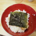 ラーメン 三亀 - ご飯に海苔