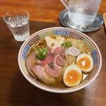 名古屋ちゃんぽん 時鳥 - 特製中華そば 1280円
            大盛り +100円