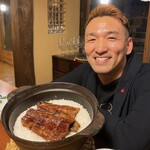 鰻花房 - 鰻懐石 12000円
                                うな丼と中田英寿似の店主