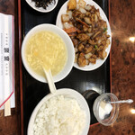 楽宴 - 鶏肉とホタテの味噌炒め定食¥850円