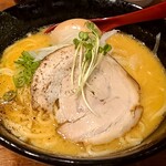 ラーメン シェルター - 鶏白湯しょうゆ『白』