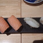 Sushi Sake Sakana Sugitama - ■飲めるサーモン527円(内税)/ 飲める炙りえんがわ 395円(内税)■