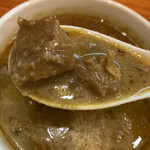 バングラキッチン西千葉 - ハリームには、このサイズの肉片がゴロゴロ。