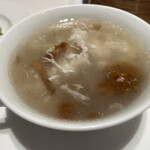 中国料理 四川 - なめこのスープ、卵白とフカヒレ入り
