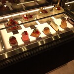 CALVA - ショーケースの中のケキ達②