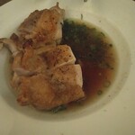 お料理 ひ魯ひ魯 - 半分食べた鶏もも