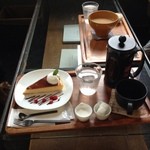 decolle ＣＡＦＥ　ｍａｍｅｋｉｔｃｈｅｎ - 丸山珈琲とチーズケーキ