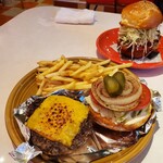 BIG BEN DINER - 和牛バーガー、チーズトッピング