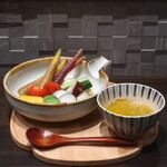 Torankirite - 鎌倉野菜の盛り合せ かにみそバーニャカウダで