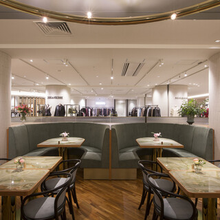 bistrocafe THE FLOWER TABLE_1