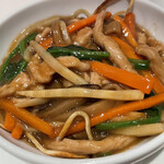 中国料理 四川 - 豚肉細切り入りやきそば、味濃いめ