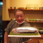 Takamura - お土産用の棒鯖鮨