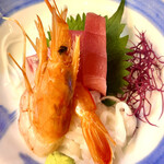 でん助茶屋 - 甘エビ、イカ、マグロ