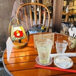 ポン ムヴァン - 爽やか柚子スカッシュ