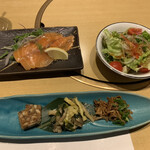 Kaino Tora - 前菜、サーモン、サラダ