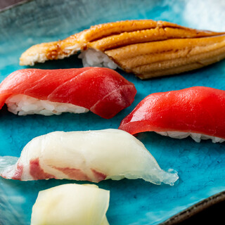 Enjoy the finest Edomae Sushi made with expert skill and careful workmanship