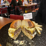 Burger Revolution Tokyo Wine & Bar - 