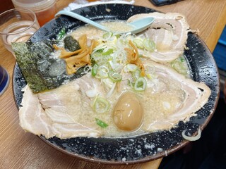 屋台ラーメン とんこつ貴生 - 