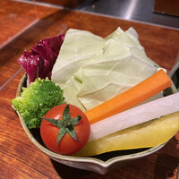 串揚げキッチン だん 梅田店 - カラフルな野菜