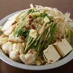 Hakata special selection Motsu-nabe (Offal hotpot) (soy sauce, salt, miso, stew)