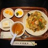 広来飯店 - 平日のサービスランチ（八宝炒飯）825円