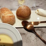 French Restaurant ensia - 左のプチフランスがめちゃめちゃ美味しい！