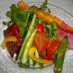 アルベルゴ・バンブー - ご覧下さいこのサラダ！最高です！