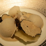 エクアトゥール - 25年5月　モリーユとフォアグラのラビオリ