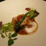 エクアトゥール - 25年5月　オマール海老とリードヴォーのポアレ、ビスクドオマールのソース