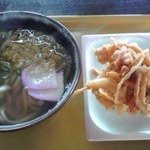 吉田うどん - かけうどん ２００円也とかき揚げ １００円也