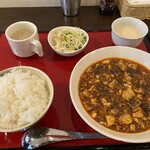 中国料理 川菜味 - 四川マーボードーフ定食￥1,000 