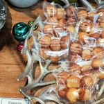 French Restaurant ensia - 鈴フィナンシェ→小さな一粒の中にフランボワーズのジャム入