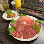 Yakiniku Horumon Sakaba Toroniku - 