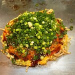 Okonomiyaki Matsuura - うどん肉玉
                        ネギトッピング
                        肉増量