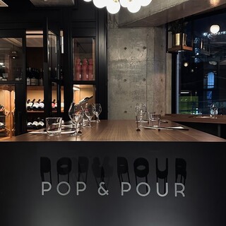 ゆったりと過ごしていただける席もご用意しております♪